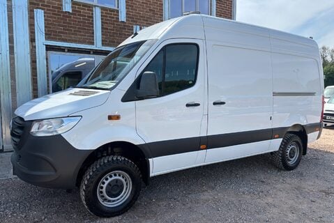 Mercedes-Benz Sprinter 316 Cdi L2 H2 4x4 Workshop Panel Van with Air Con / Sat Nav 1