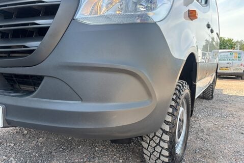 Mercedes-Benz Sprinter 316 Cdi L2 H2 4x4 Workshop Panel Van with Air Con / Sat Nav 29