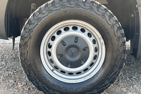 Mercedes-Benz Sprinter 316 Cdi L2 H2 4x4 Workshop Panel Van with Air Con / Sat Nav 47