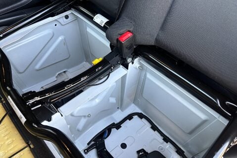 Mercedes-Benz Sprinter 316 Cdi L2 H2 4x4 Workshop Panel Van with Air Con / Sat Nav 21