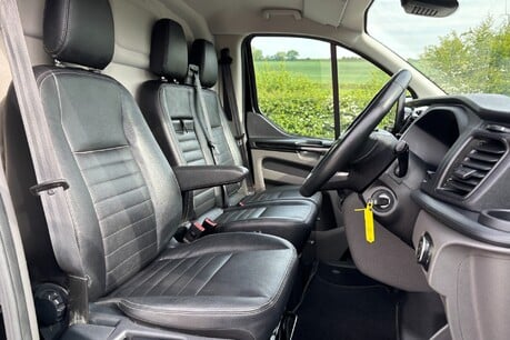 Ford Transit Custom 300 Trail L1 130 ps Panel Van - No VAT 30