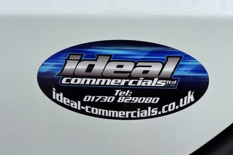 Ford Transit Courier Limited Ecoboost 100 ps Panel Van - Sat Nav 12