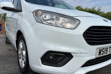 Ford Transit Courier Limited Ecoboost 100 ps Panel Van - Sat Nav 21