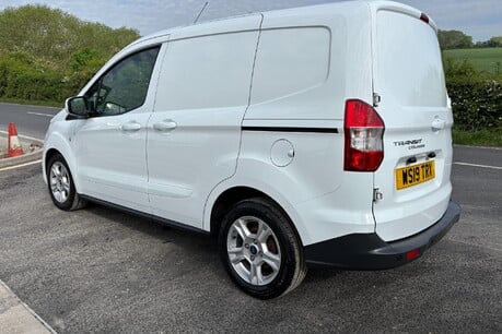Ford Transit Courier Limited Ecoboost 100 ps Panel Van - Sat Nav 6