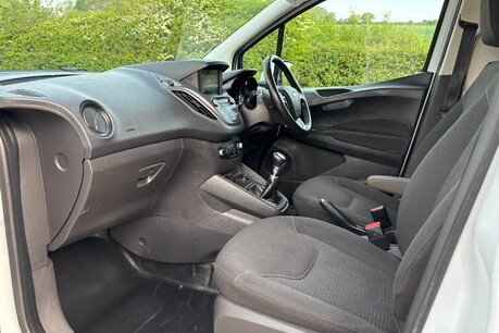 Ford Transit Courier Limited Ecoboost 100 ps Panel Van - Sat Nav 14