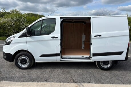 Ford Transit Custom 300 L1 Leader Panel Van - Air Con 9