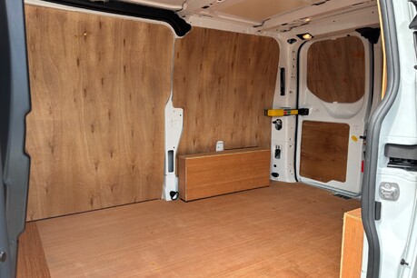 Ford Transit Custom 300 L1 Leader Panel Van - Air Con 10