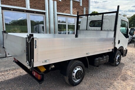 Nissan NT400 Cabstar dCi 34.12 Tipper 3