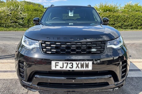Land Rover Discovery D300 Commercial Dynamic HSE 10