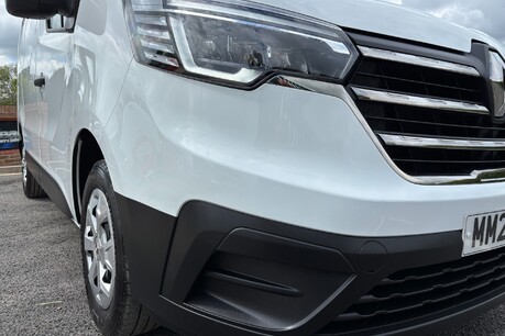 Renault Trafic SL30 Advance 130 ps dCi Panel Van 24