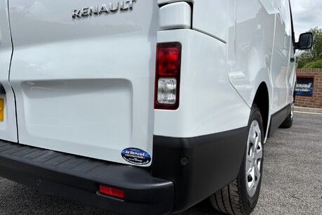 Renault Trafic SL30 Advance 130 ps dCi Panel Van 26