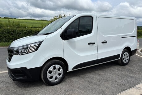 Renault Trafic SL30 Advance 130 ps dCi Panel Van 1