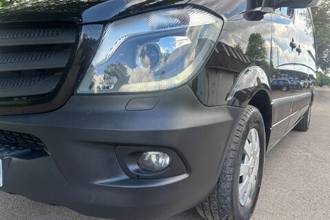 Mercedes-Benz Sprinter 319 V6 Cdi Lwb Hr Panel Van - Air Con / Twin Side Doors / Rear Camera 23