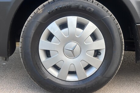 Mercedes-Benz Sprinter 319 V6 Cdi Lwb Hr Panel Van - Air Con / Twin Side Doors / Rear Camera 37