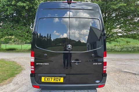 Mercedes-Benz Sprinter 319 V6 Cdi Lwb Hr Panel Van - Air Con / Twin Side Doors / Rear Camera 14
