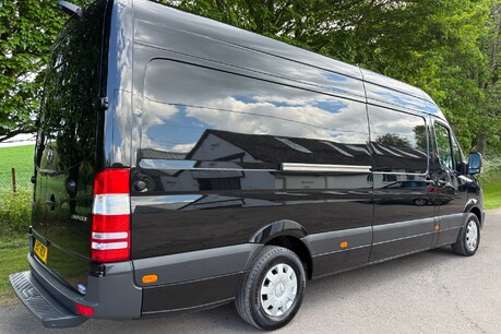 Mercedes-Benz Sprinter 319 V6 Cdi Lwb Hr Panel Van - Air Con / Twin Side Doors / Rear Camera 3