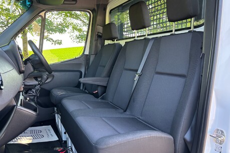 Mercedes-Benz Sprinter 315 CDI Progressive Dropside Truck 26