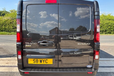 Renault Trafic SL27 Sport Nav 120 ps Panel Van - No VAT 13