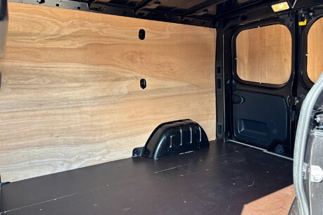 Renault Trafic SL27 Sport Nav 120 ps Panel Van - No VAT 10