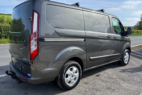 Ford Transit Custom 270 L1 Limited 170 ps Panel Van - Sat Nav / Rear Camera 3