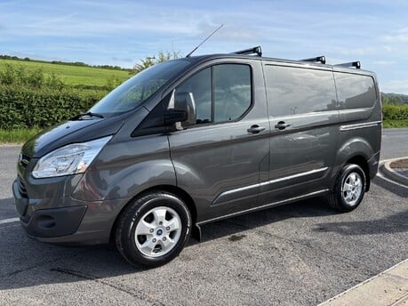 Ford Transit Custom 270 L1 Limited 170 ps Panel Van - Sat Nav / Rear Camera