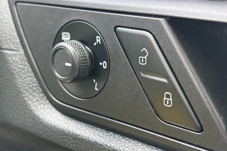 Volkswagen Caddy Maxi C20 Tdi Kombi - Air Con / Sat Nav 43
