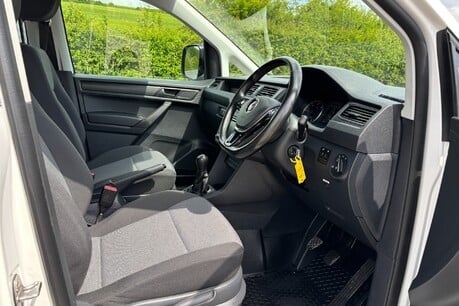 Volkswagen Caddy Maxi C20 Tdi Kombi - Air Con / Sat Nav 20