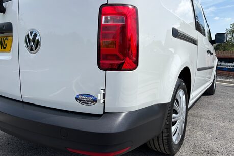Volkswagen Caddy Maxi C20 Tdi Kombi with Air Con & Sat Nav 29