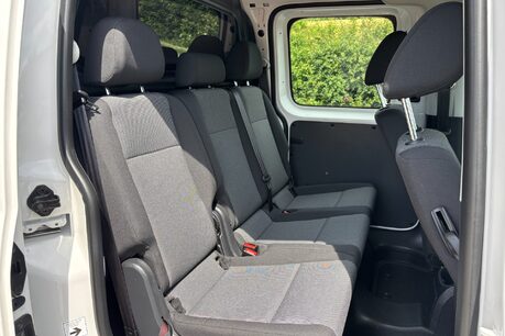 Volkswagen Caddy Maxi C20 Tdi Kombi with Air Con & Sat Nav 21