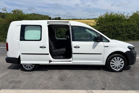 Volkswagen Caddy Maxi C20 Tdi Kombi with Air Con & Sat Nav 11