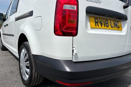 Volkswagen Caddy Maxi C20 Tdi Kombi with Air Con & Sat Nav 30