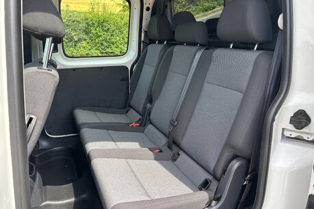 Volkswagen Caddy Maxi C20 Tdi Kombi with Air Con & Sat Nav 19