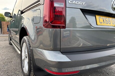 Volkswagen Caddy C20 150 ps Tdi Highline DSG Panel Van - Sat Nav / Camera / Heated Seats 26