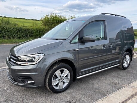 Volkswagen Caddy C20 150 ps Tdi Highline DSG Panel Van - Sat Nav / Camera / Heated Seats