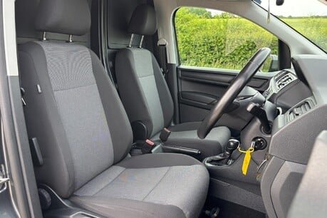 Volkswagen Caddy C20 150 ps Tdi Highline DSG Panel Van - Sat Nav / Camera / Heated Seats 30