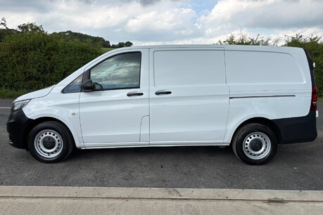 Mercedes-Benz Vito 2.0 114 9g-Tronic Progressive L2 Panel Van - Air Con 8