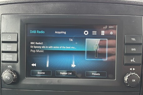 Mercedes-Benz Vito 2.0 114 9g-Tronic Progressive L2 Panel Van - Air Con 31