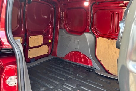 Ford Transit Connect 200 L1 Limited 120 ps Tdci Panel Van - Selectshift Auto - Sat Nav 12