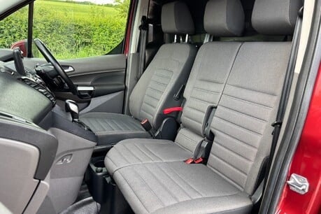 Ford Transit Connect 200 L1 Limited 120 ps Tdci Panel Van - Selectshift Auto - Sat Nav 31