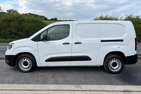 Vauxhall Combo L2H1 2300 Dynamic 100hp Cdti Panel Van - Air Con 8