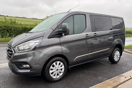 Ford Transit Custom 320 L1 Limited 170 ps Selectshift DCIV - Sat Nav / Adaptive Cruise 1