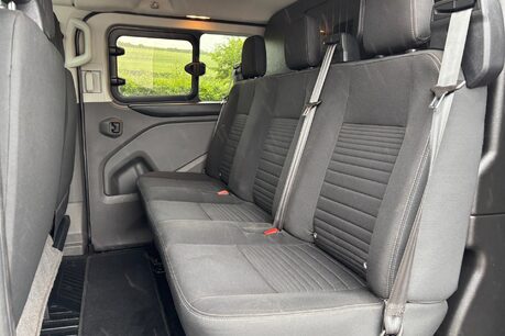 Ford Transit Custom 320 L1 Limited 170 ps Selectshift DCIV - Sat Nav / Adaptive Cruise 19