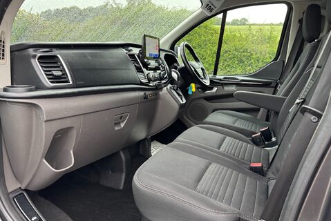 Ford Transit Custom 320 L1 Limited 170 ps Selectshift DCIV - Sat Nav / Adaptive Cruise 17