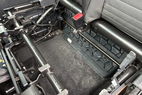 Ford Transit Custom 320 L1 Limited 170 ps Selectshift DCIV - Sat Nav / Adaptive Cruise 18