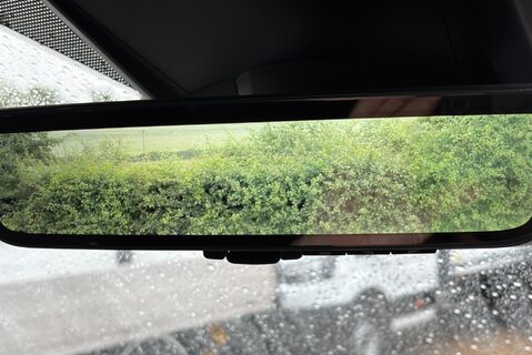 Ford Transit Custom 320 L1 Limited 170 ps Selectshift DCIV - Sat Nav / Adaptive Cruise 44