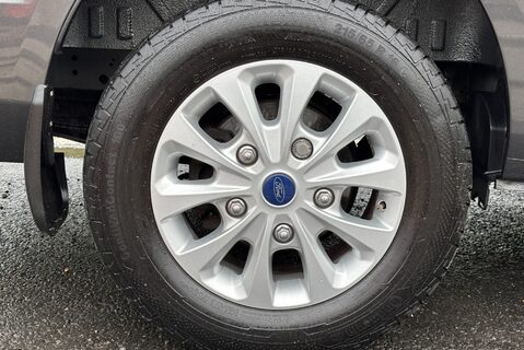 Ford Transit Custom 320 L1 Limited 170 ps Selectshift DCIV - Sat Nav / Adaptive Cruise 40