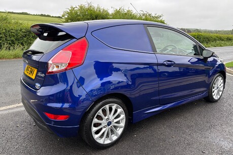 Ford Fiesta Sport TDCI - Heated Seats 3