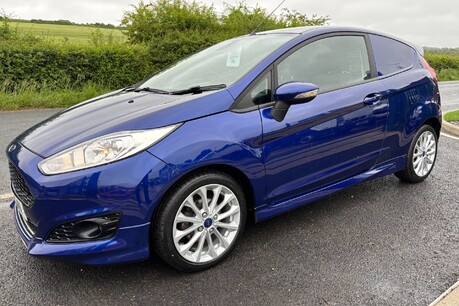 Ford Fiesta Sport TDCI - Heated Seats 1