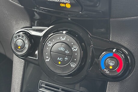Ford Fiesta Sport TDCI - Heated Seats 15