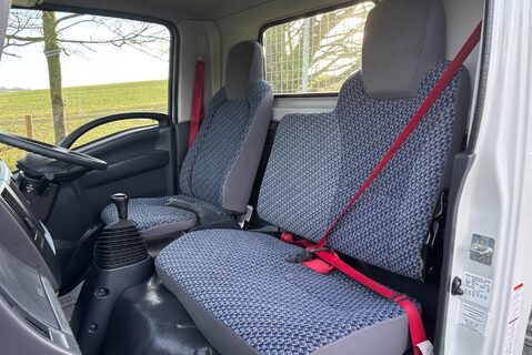 Isuzu Grafter N35.125T Dropside Truck 3